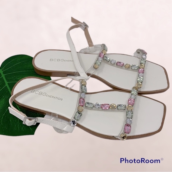 BCBGeneration Shoes - NWOT BCBGeneration Jewel Sandals